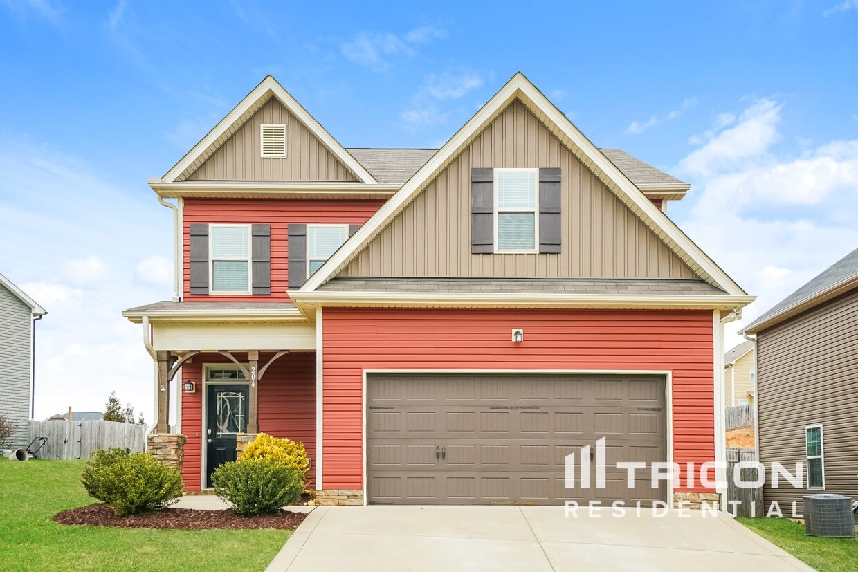 Foto principal - 204 Lanier Place Clayton NC