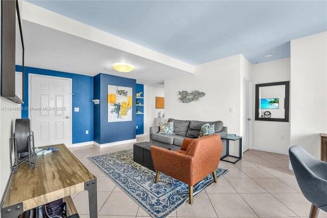 Foto del edificio - 2280 SW 32nd Ave