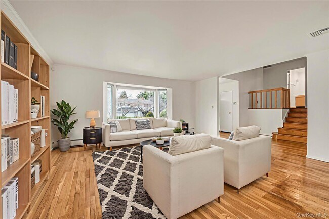 Foto del edificio - 16 Middle Ln