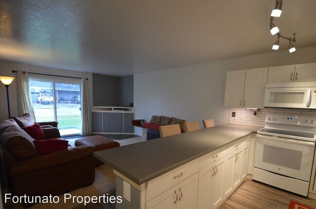 Foto del edificio - 2 br, 2 bath House - 103N Dillon Valley Ea...
