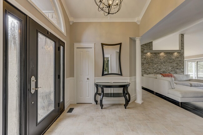 Foto del edificio - 48311 American Elm Dr