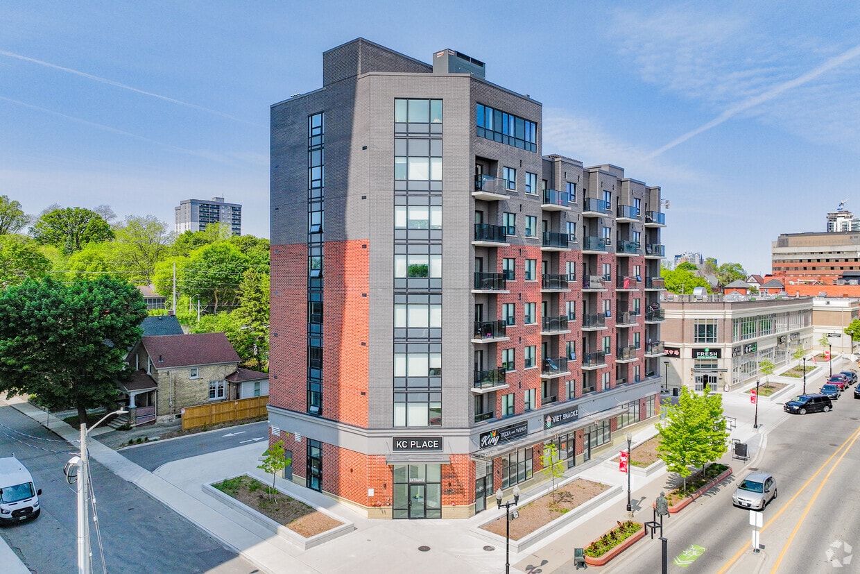 Primary Photo - 387 King St East