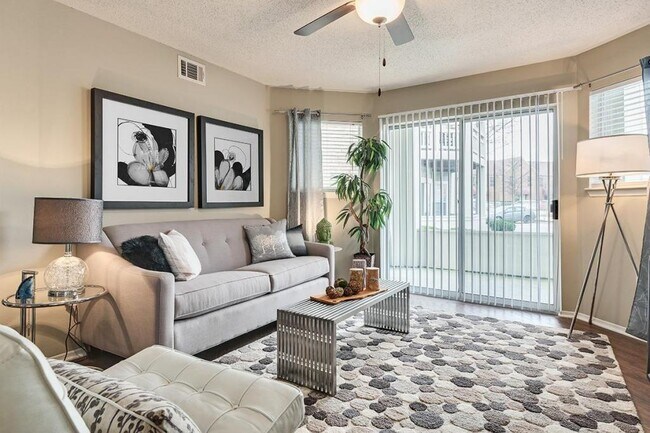 Building Photo - 3432 Imperator Lane #202, Louisville KY 40245