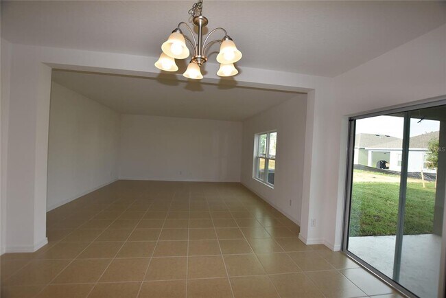 Foto del edificio - 9365 St Therese St.