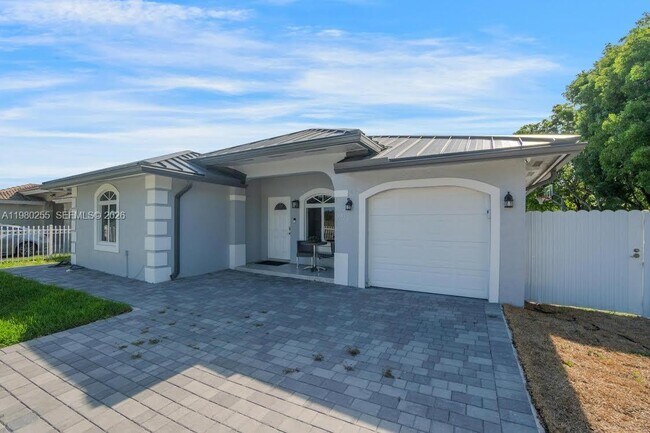 Foto del edificio - 20560 NW 17th Ave