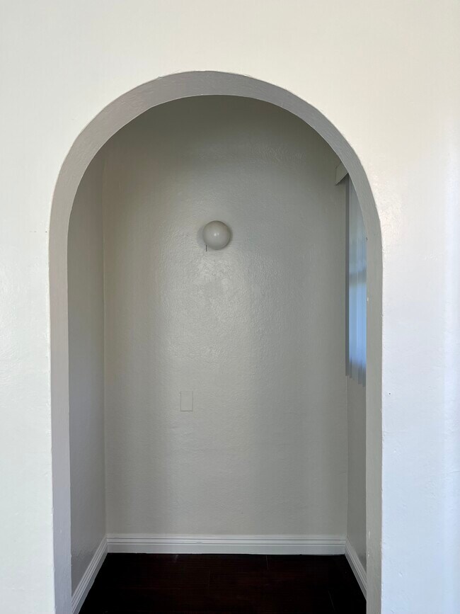 Foto del edificio - 501 Hill Dr