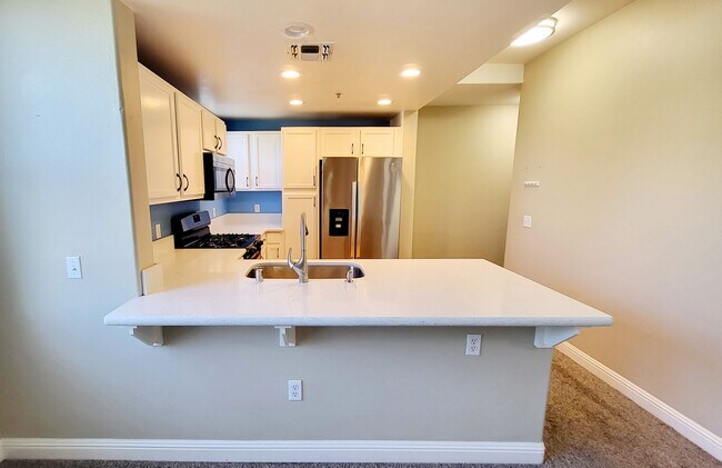 Building Photo - 4800 Westlake Pky