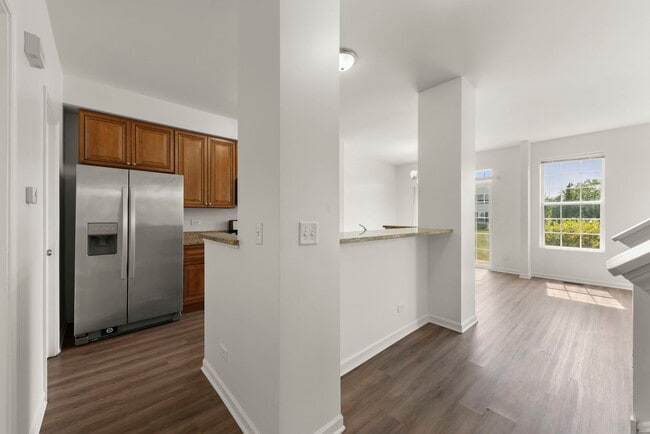 Building Photo - 1034 Turin Dr