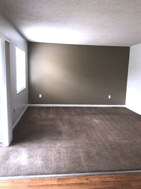 Building Photo - 2512 N Alafaya Trail