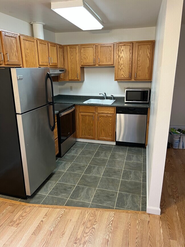 2305 SE Division St Unit 2305, Portland, OR 97202 Apartments in