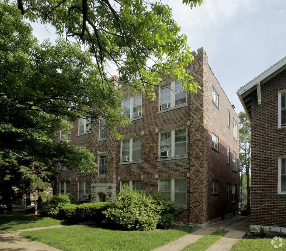 Primary Photo - Alamo Apartments