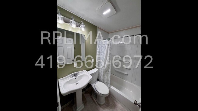 Foto del edificio - 602 MacKenzie Dr