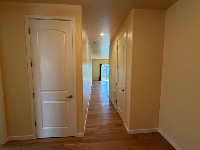 Building Photo - "Charming 3-Bed Brighton Home with Granite Touches & Cozy Fireplace!"