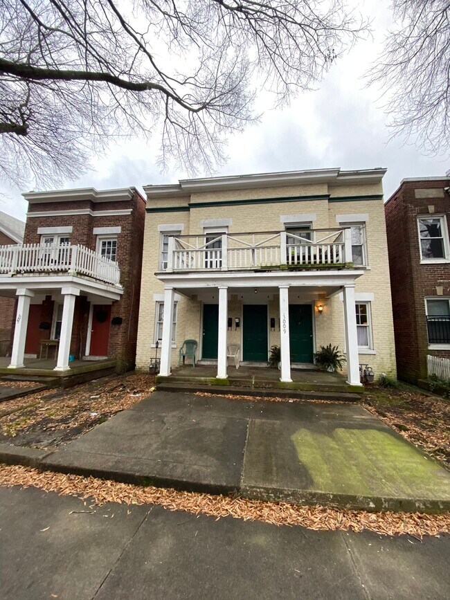 Foto del edificio - 3009 Ellwood Ave