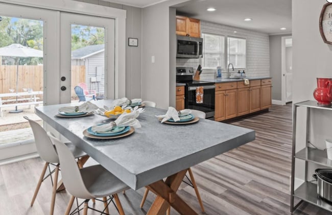 Building Photo - 1909 E Wilder Ave