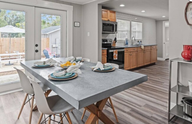 Foto del edificio - 1909 E Wilder Ave