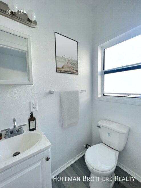 Foto del edificio - 233 W 27th St