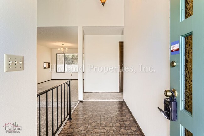 Foto del edificio - 1005 SW 192nd Ct