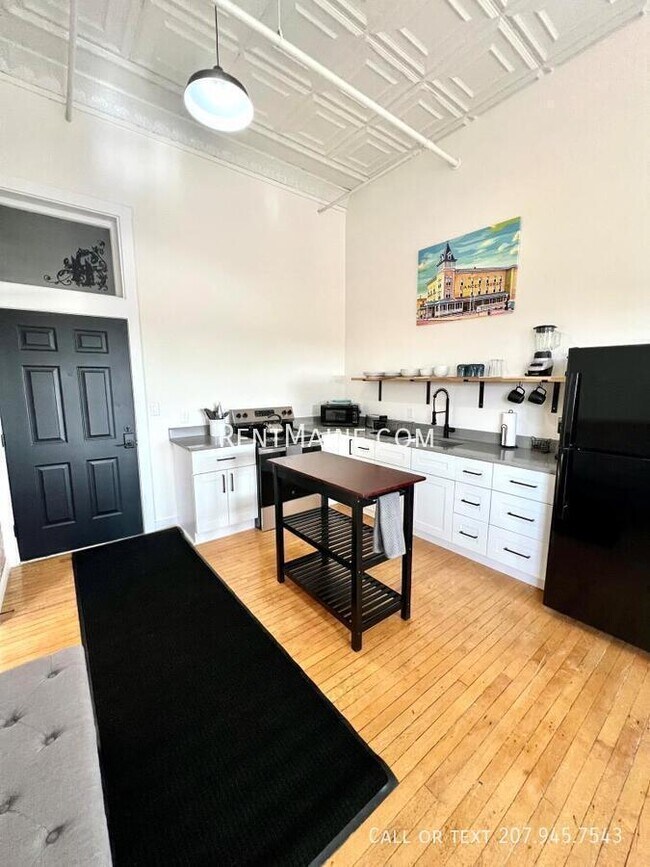 Foto del edificio - 113 N Lancey St