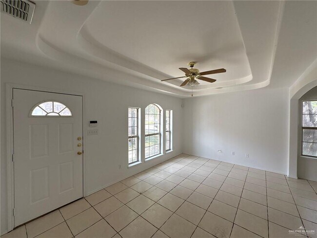 Foto del edificio - 2207 W Candlelight Ln