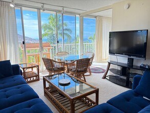 Building Photo - 84-740-740 Kili Dr