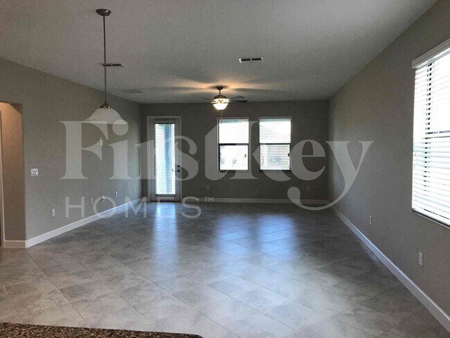 Foto del edificio - 9901 Victory Gallop Loop