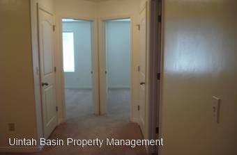 Building Photo - 394 E 600 S