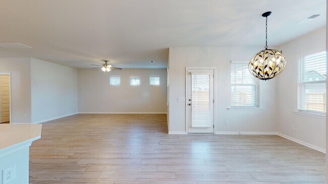 Foto del edificio - Ideal Home for Rent in Summers Corner Comm...
