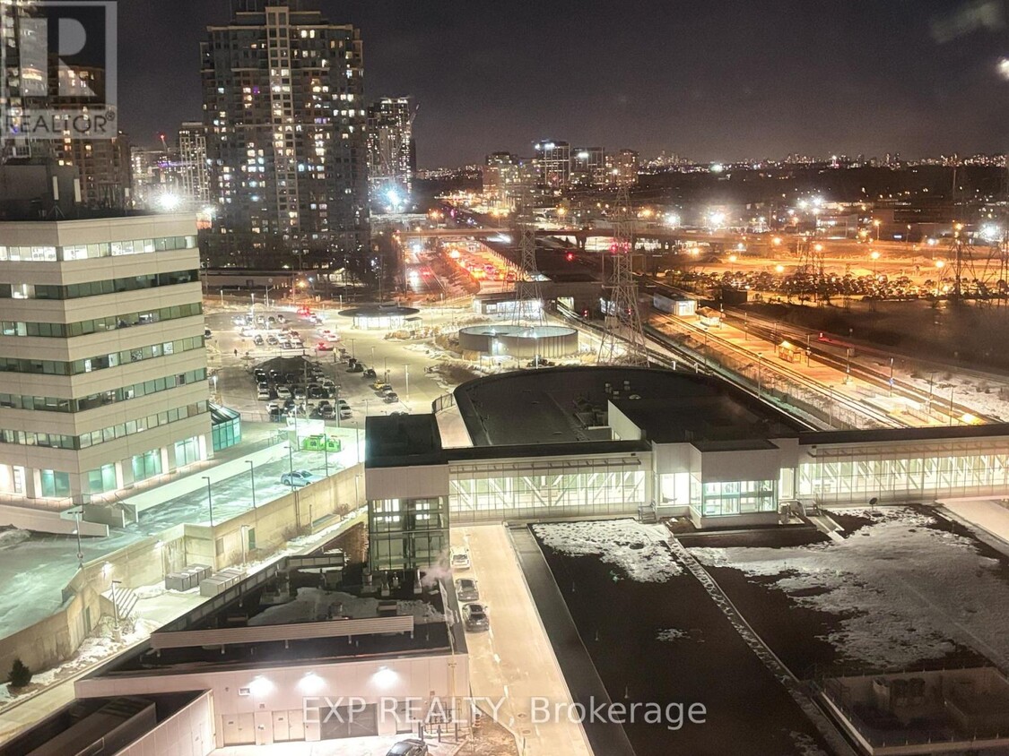 Primary Photo - 101-1101 Subway Crescent