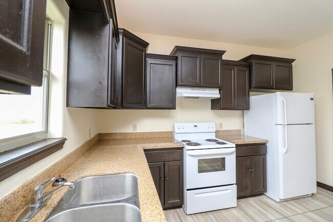Building Photo - 109 N Merida Dr.