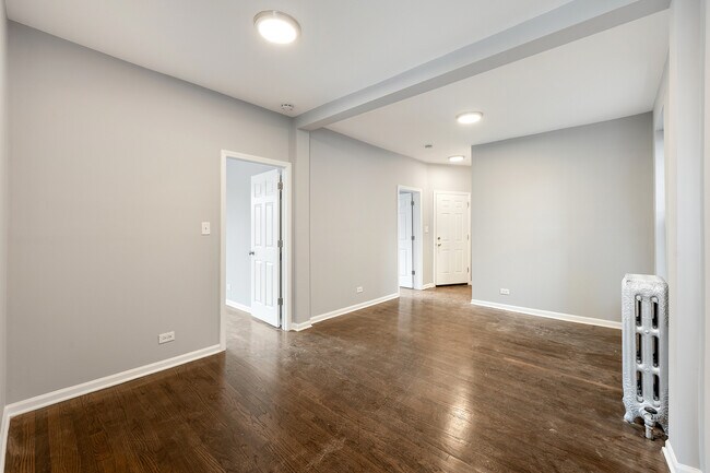 Foto del edificio - 7654 S Marquette Ave