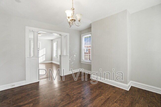 Building Photo - 630 W 36th St