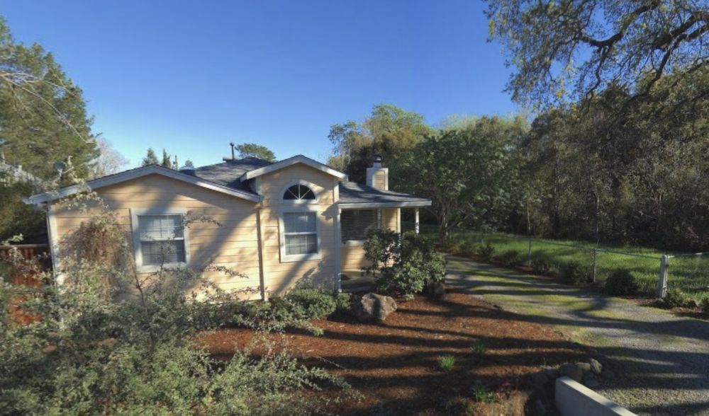 Foto principal - 850 Cypress Ave