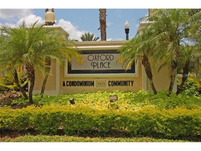Foto del edificio - 5125 Palm Springs Blvd