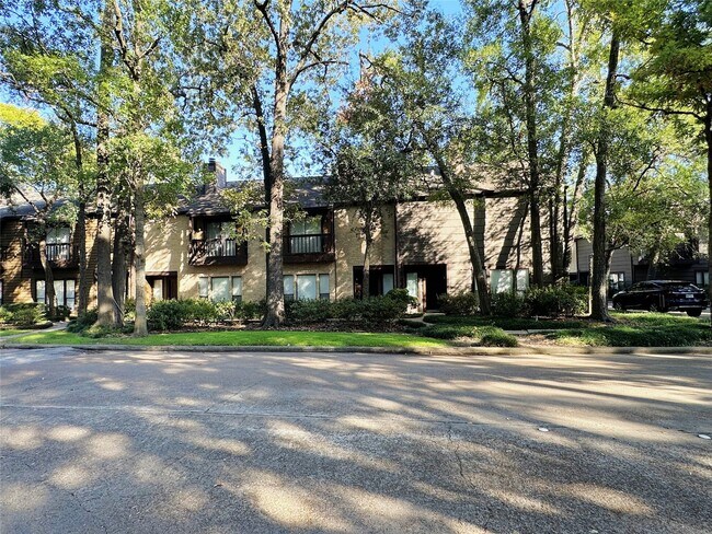 Foto del edificio - 11711 Memorial Dr