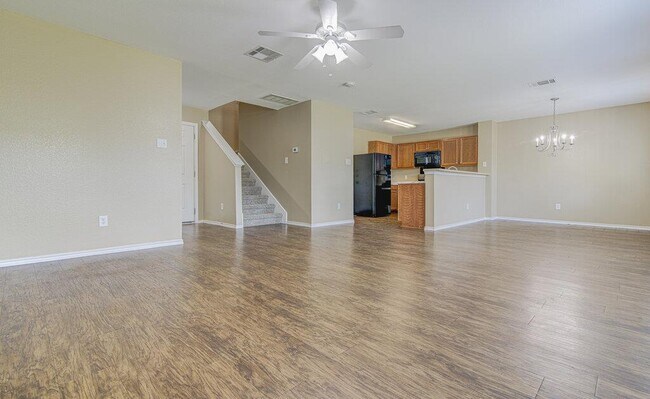 Foto del edificio - 236 Black Forest Rd
