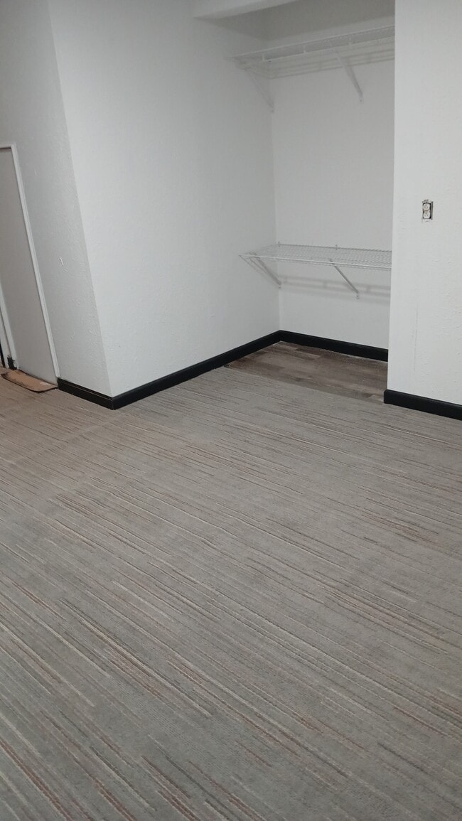 Building Photo - 260 K St NW