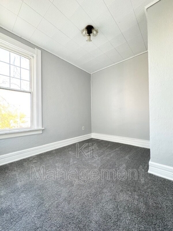 Foto del edificio - 1141 Earlwood Ave