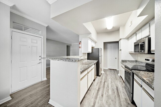 Foto del edificio - Modern, Pet-Friendly, and Priced Right!