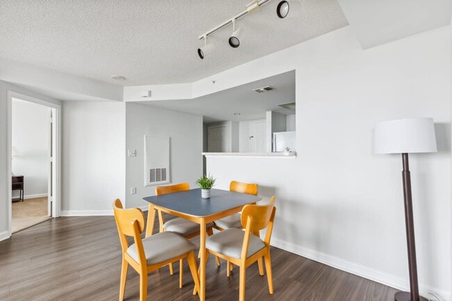 Building Photo - 3901 17th St N