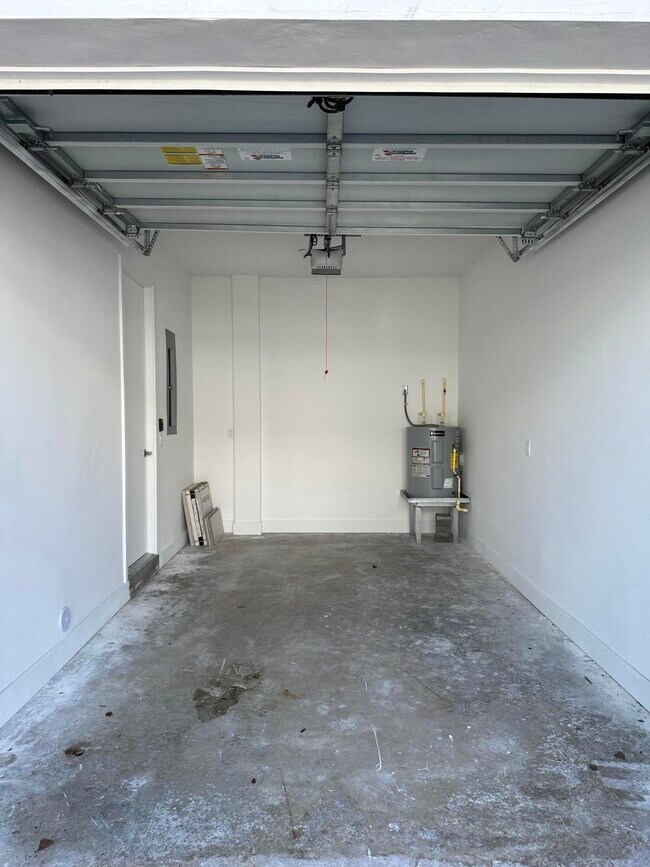 Foto del edificio - 815 NE 17th Ave