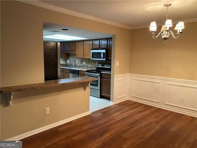 Foto del edificio - 2207 Surrey Ct