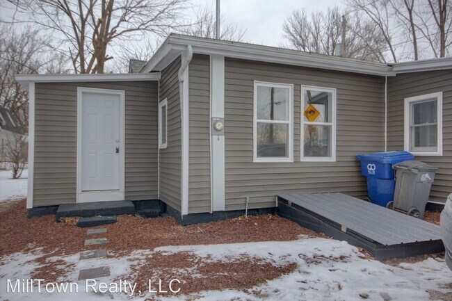 Building Photo - 2 br, 1 bath House - 709 28th 1/2 St