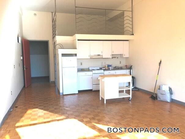 Foto principal - 61 Brookline Ave