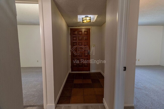 Building Photo - 1077 Rivara Rd