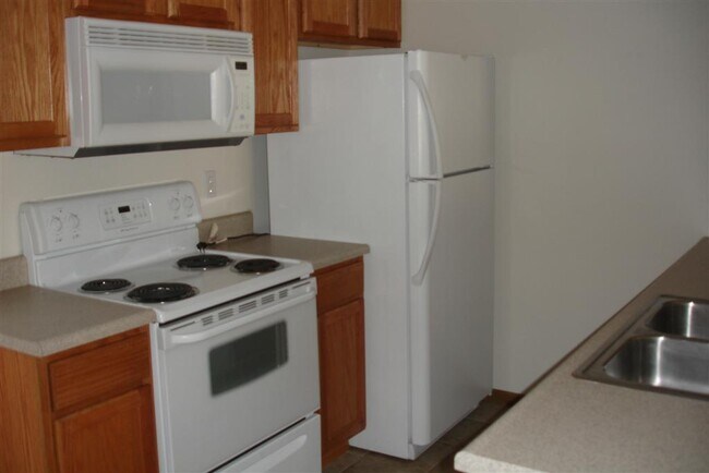 Building Photo - Canaveral Dr. 5801-03