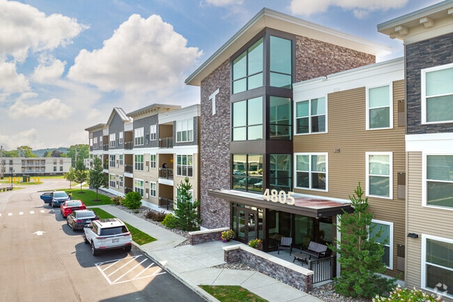 Tumblerock Luxury Apartments