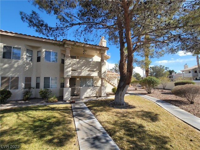 Building Photo - 1100 Pinto Rock Ln