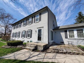 Building Photo - 33734 Bayview Dr