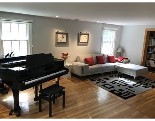 Foto del edificio - 129 Manor Ave